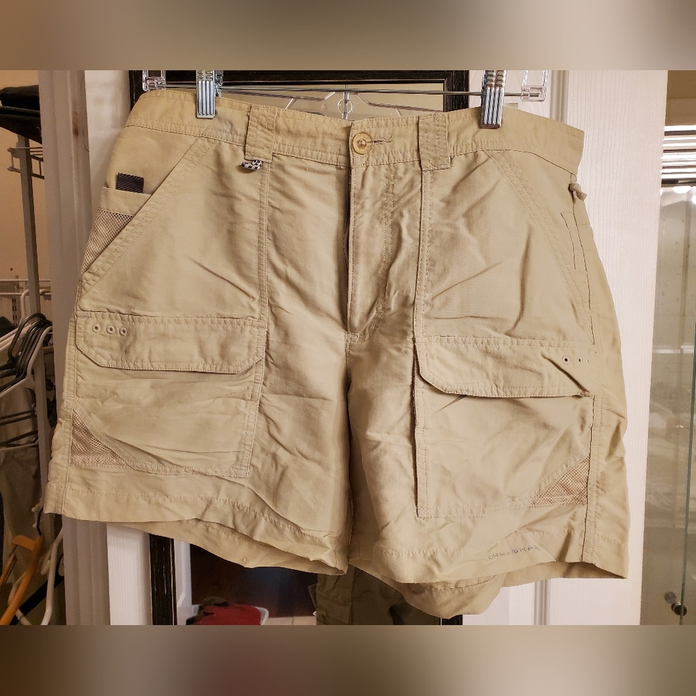Men's Columbia PFG Cargo Shorts 34x6L, Stains